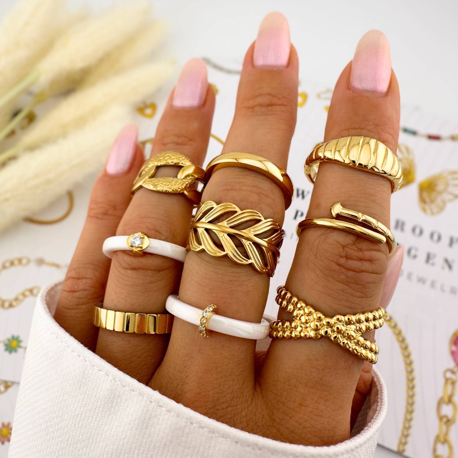 Leaves Ring, 18K Gold Plated Steel