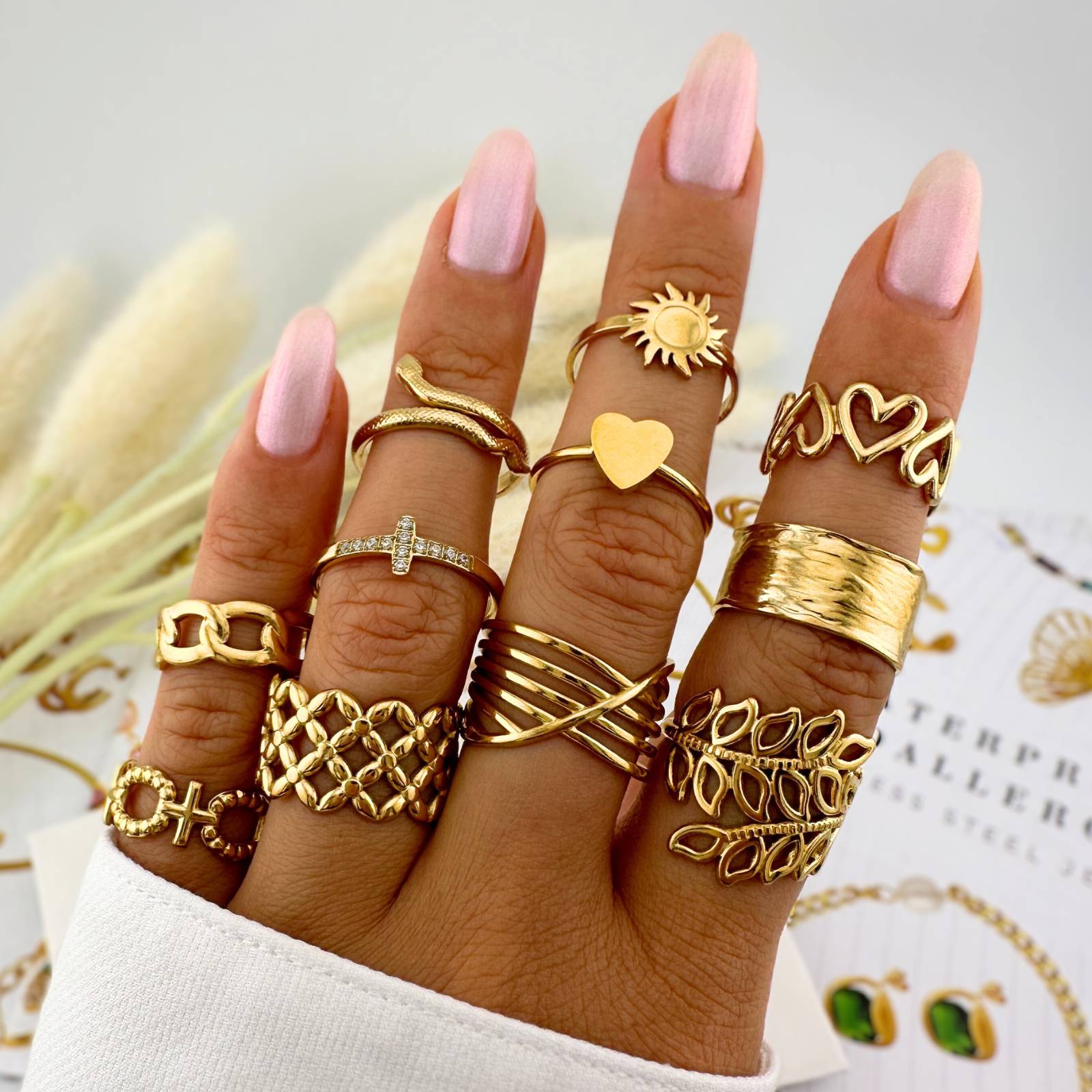 Leaves Ring, 18K Gold Plated Steel