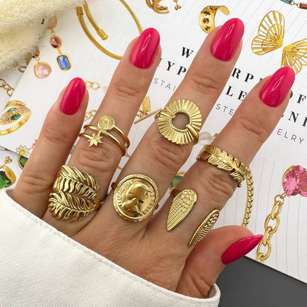 Flower Ring, 18K Gold Plated Steel